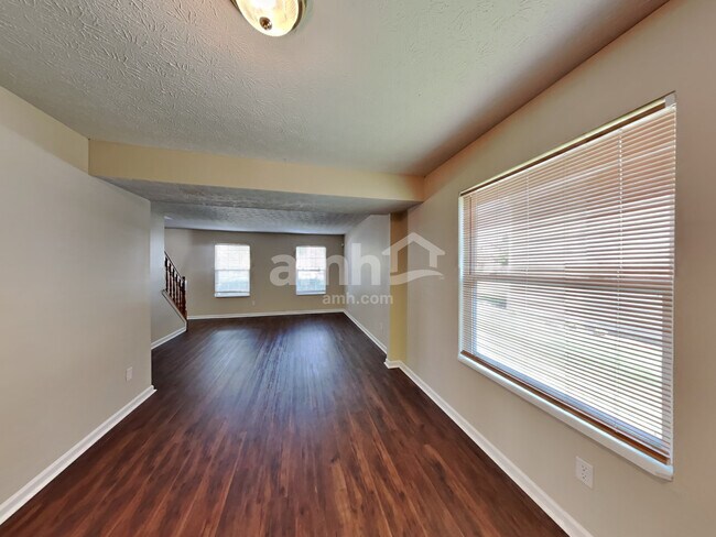 Building Photo - 7799 Cobblesprings Dr