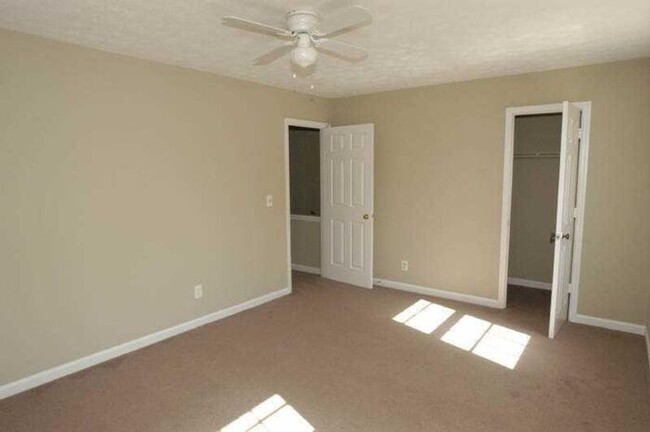 Building Photo - Ridge Forest Townhome for Rent