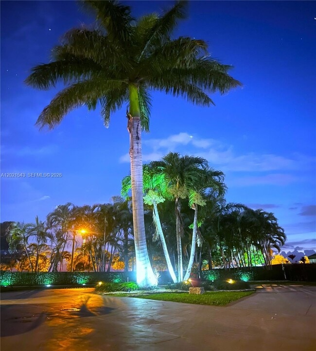 Building Photo - 15540 SW 156th Ave