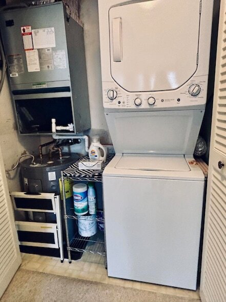 Building Photo - 1805 Fairview Villas Dr