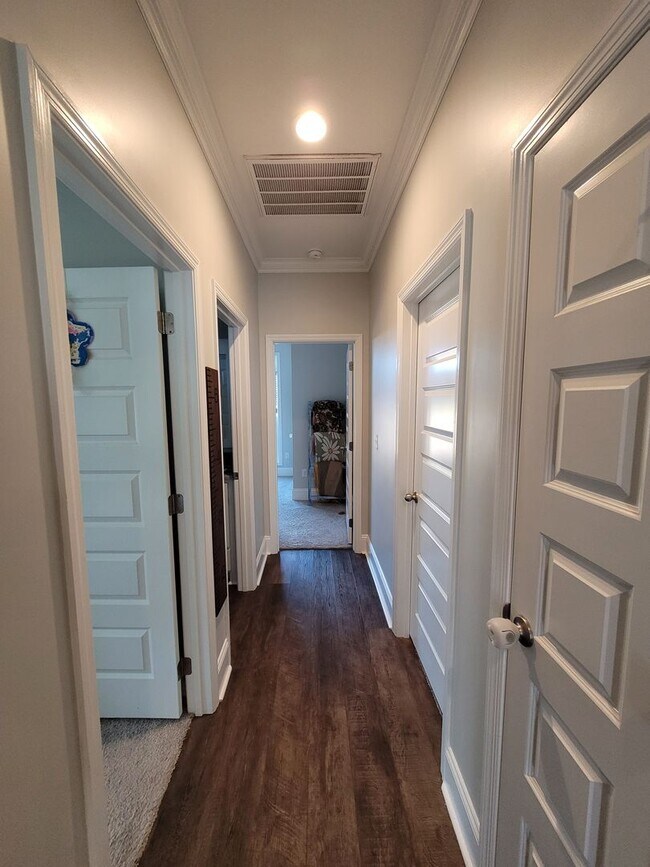 Building Photo - Spacious 4BR Home with Inground Pool, Open Split Floor Plan & Side-Entry Garage