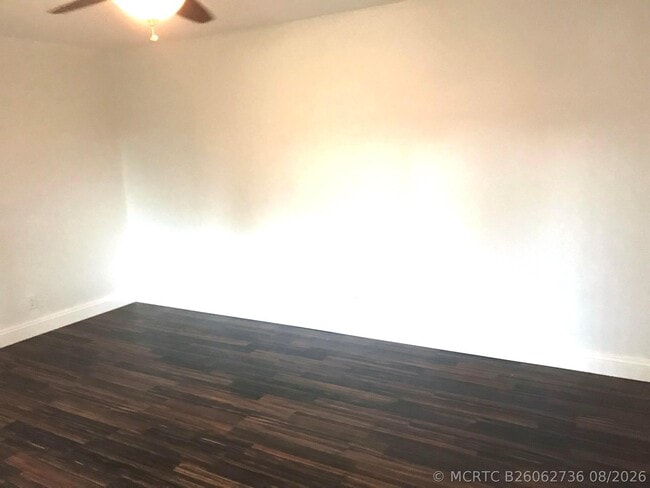Building Photo - 2457 Waterside Dr