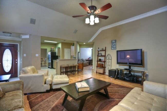 Building Photo - 18530 Alemarble Oak St