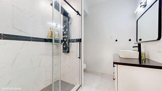 Building Photo - 13947 Geranium Pl