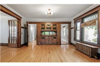 Building Photo - 3017 Knox Ave S