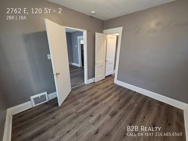 Building Photo - 2762 E 120th St