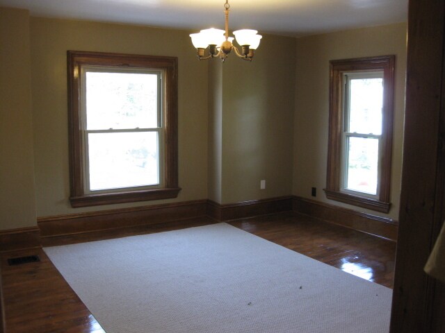 Building Photo - 196 Bristol St