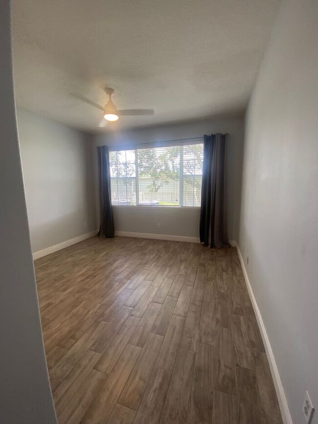 Building Photo - 3bed/2.5bath Townhome for Rent in Beautifu...