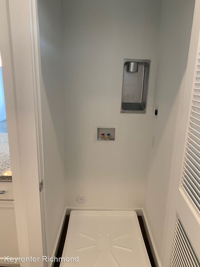 Building Photo - 2 br, 2 bath House - 106 W 12th Street UNIT A