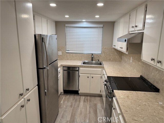 Building Photo - 26152 La Real