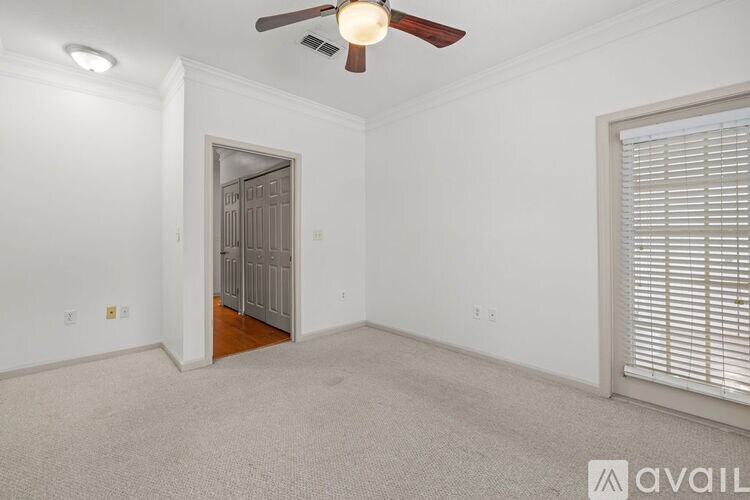 Building Photo - 1111 Westchester Ridge NE