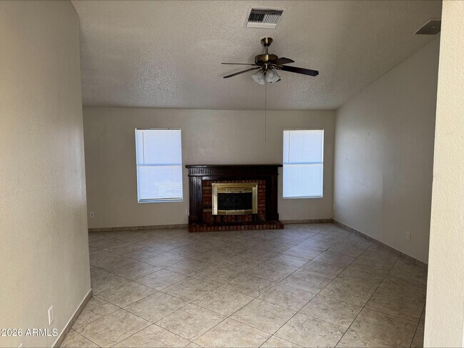 Building Photo - 1206 W Citation Dr