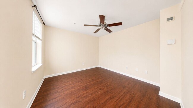 Building Photo - 763 Siena Palm Dr