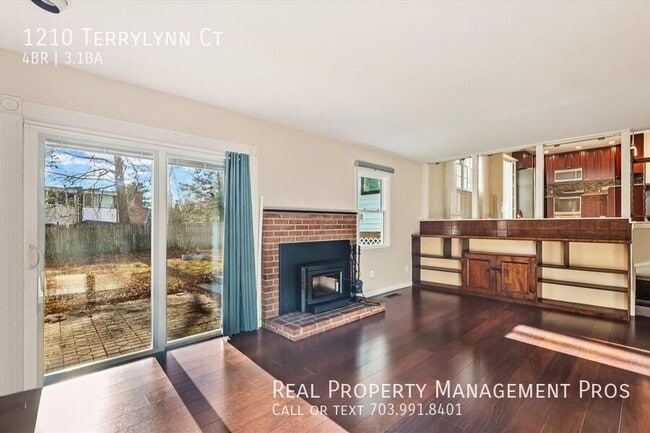 Building Photo - 1210 Terrylynn Ct