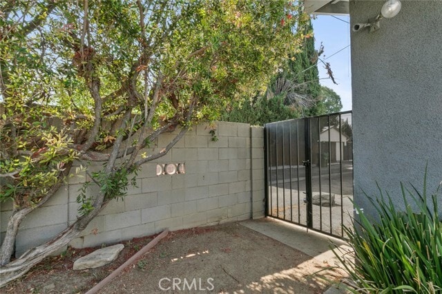 Building Photo - 8008 McLaren Ave