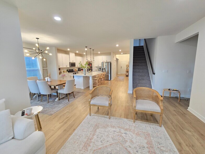 Building Photo - 4058 Armstrong Farm Dr