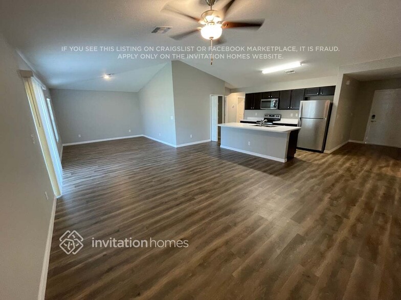 Building Photo - 25468 Avillas Ct