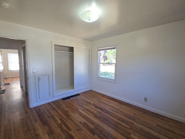 Building Photo - 3880 H St