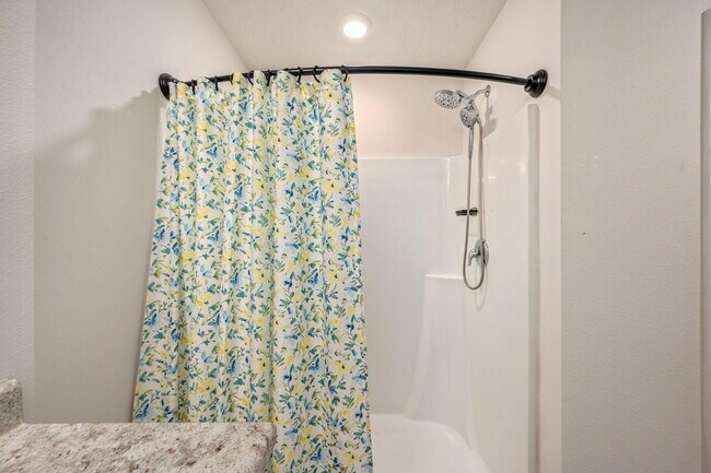 Building Photo - 3041 Heritage Plantation Blvd