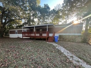 Building Photo - 714 Cranbrook Dr