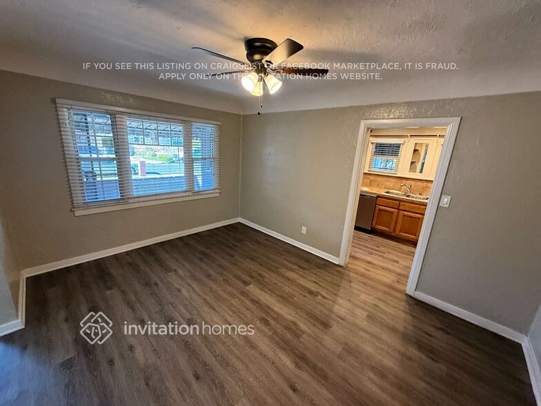 Building Photo - 2062 W 65th St