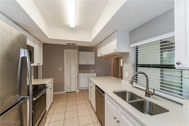 Building Photo - 8445 Winged Foot Dr