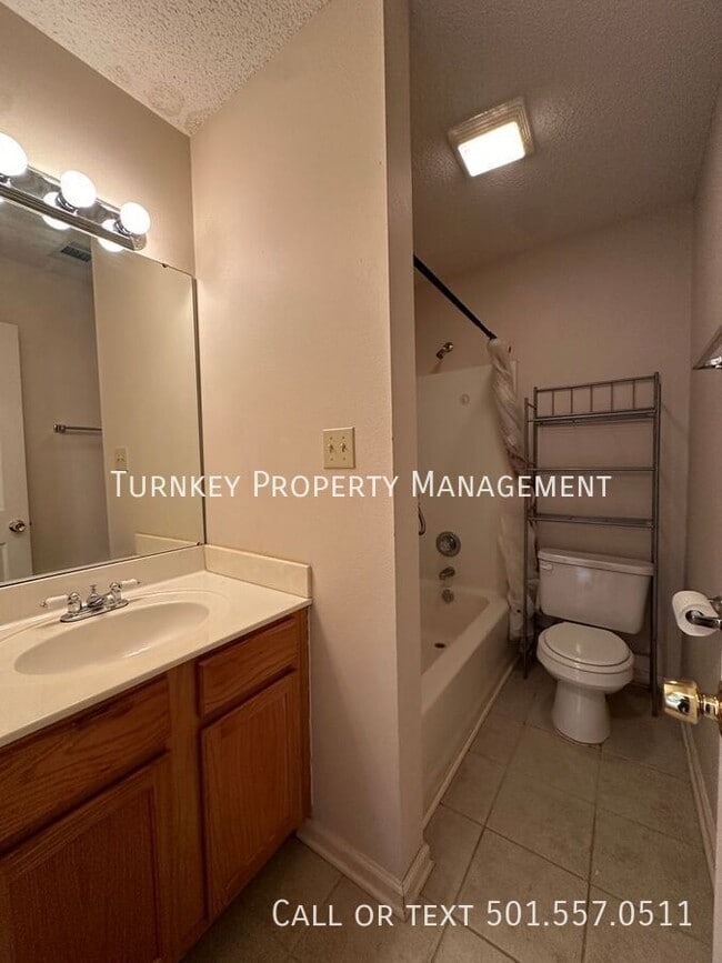 Building Photo - 7630 Olive Hill Dr