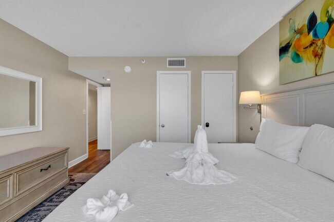 Building Photo - 1700 N Ocean Blvd