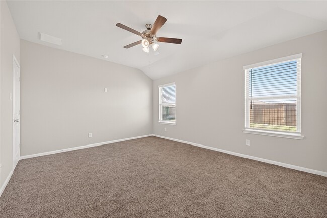 Building Photo - 7558 Highland Chase Dr