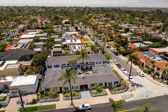 Building Photo - 5060 Marlborough Dr