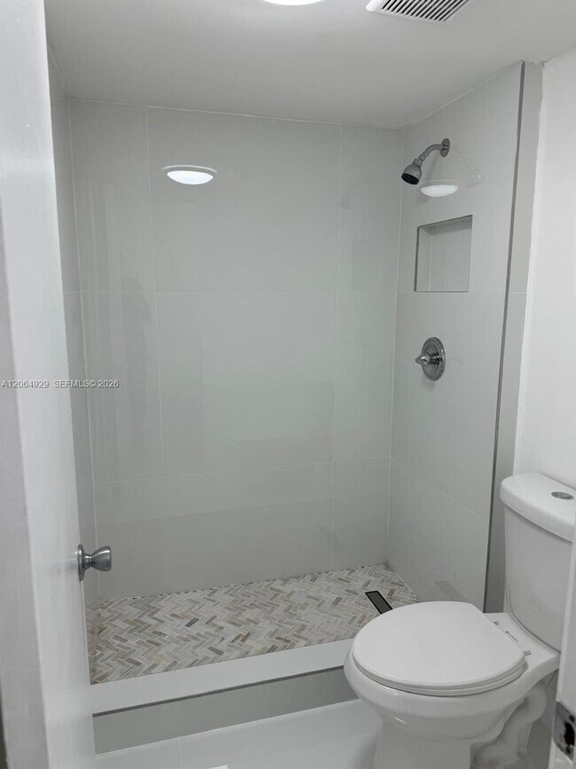 Building Photo - 15600 SW 80th St