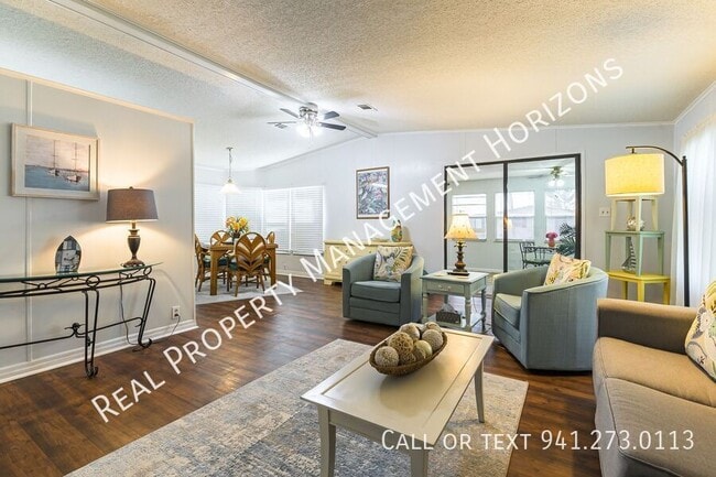 Building Photo - 317 Bougainvillea Cir