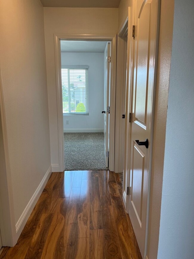 Building Photo - Welcome to the Rossmoor Town Houses, Rossm...