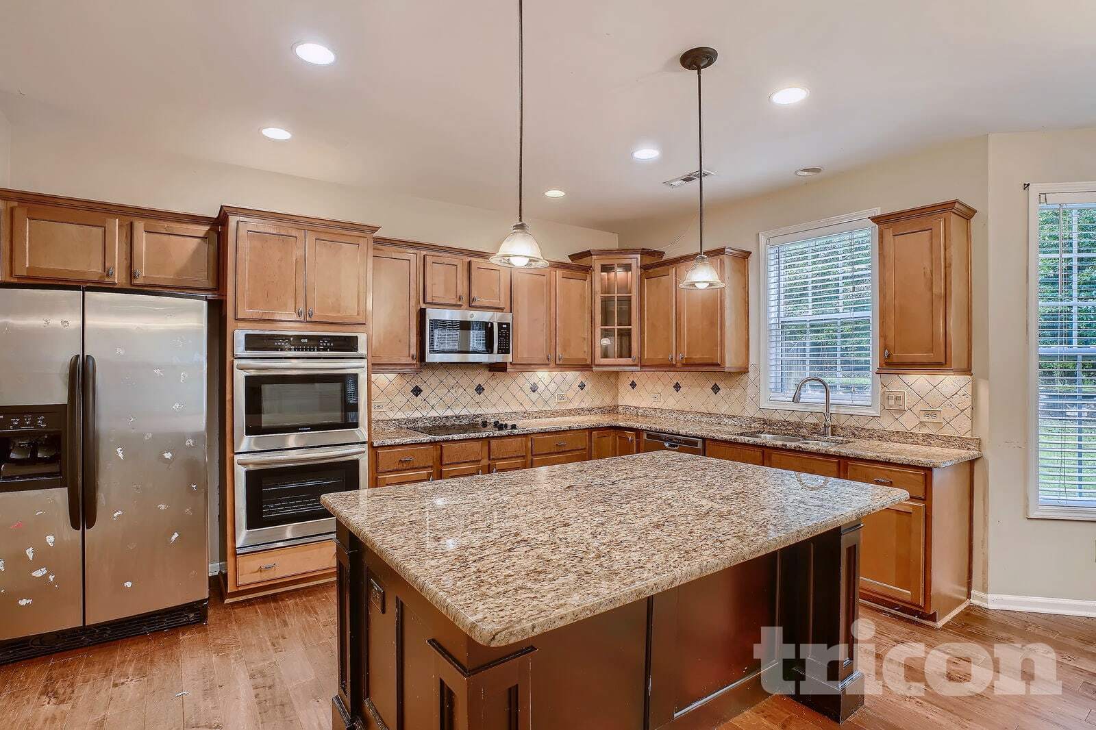 Building Photo - 341 Revolution Dr