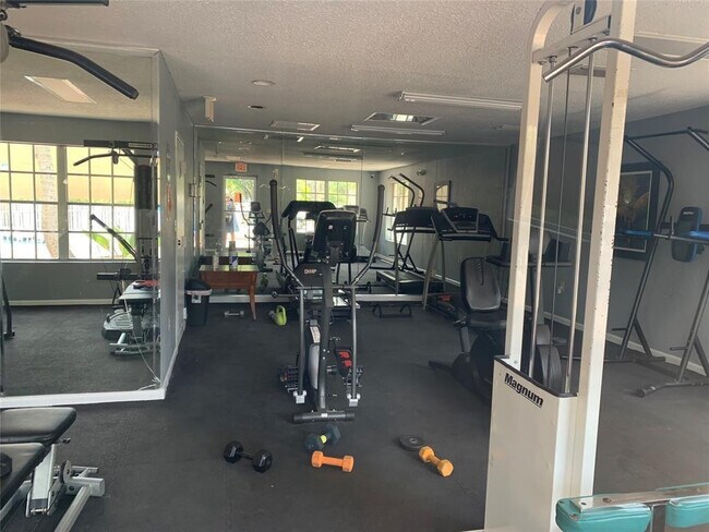 Building Photo - 8104 SW 21st Ct