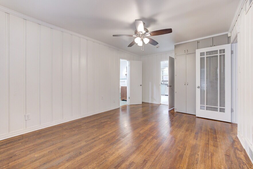 Building Photo - 4121 NW 20th St