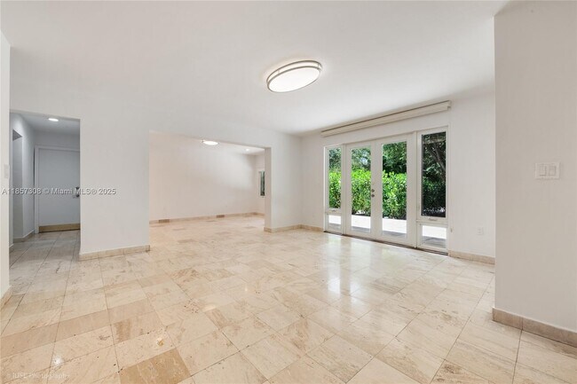 Building Photo - 4117 Alhambra Cir