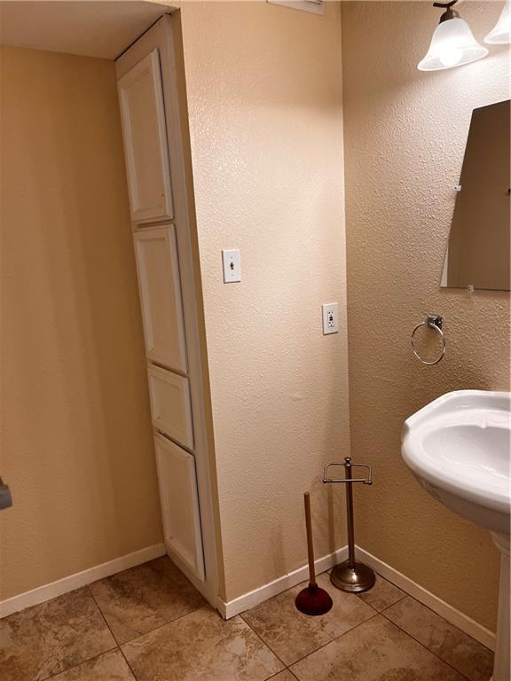 Building Photo - 515 Bonita Vista Dr