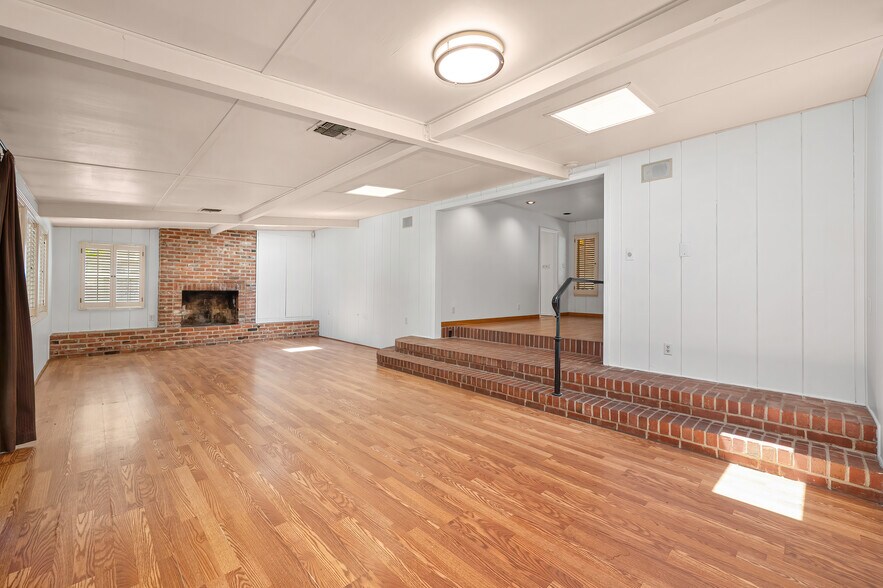 Building Photo - 2832 Scandia Way