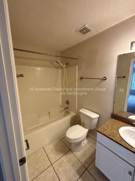 Building Photo - 4274 Calinda Ln
