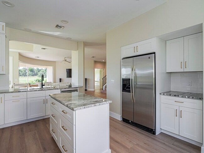 Building Photo - 4791 S Newport Island Dr