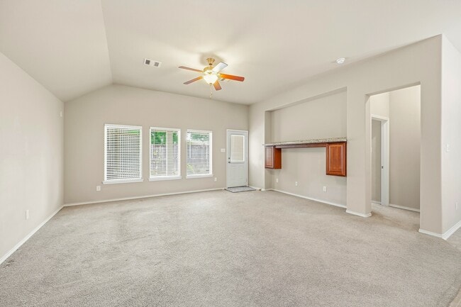Building Photo - 7126 Whitlow Wonder Ln