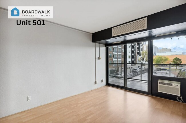 Building Photo - 417 E Kiowa St