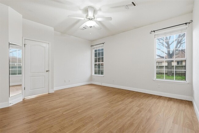 Building Photo - 1519 Freestone Dr