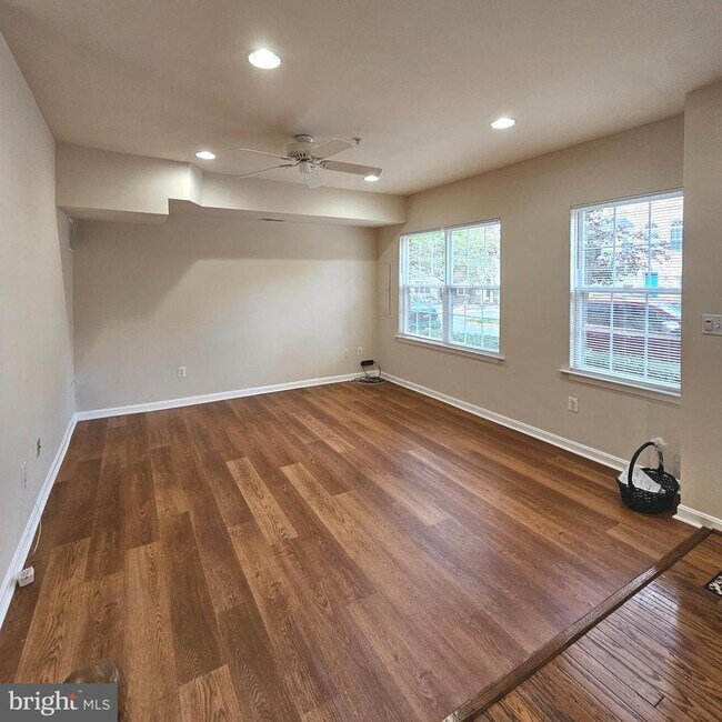 Building Photo - 5431 Cheyenne Knoll Pl