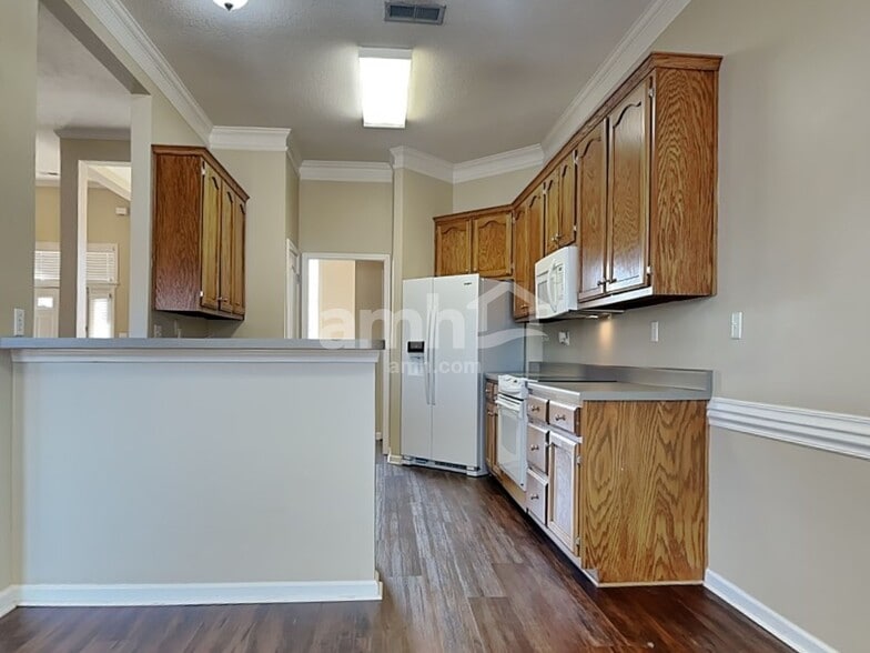 Building Photo - 7428 Acree Ln