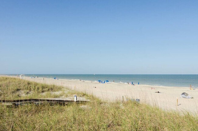 Building Photo - 600 Carolina Beach Ave S