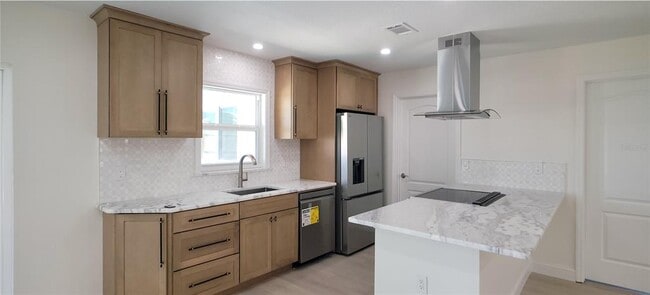 Building Photo - 4018 29th Ave W