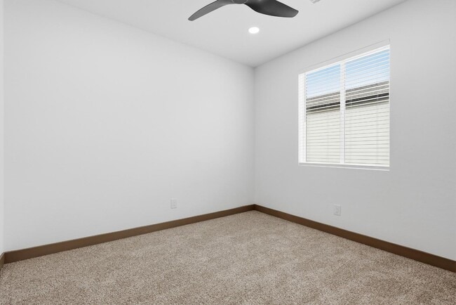 Building Photo - 2813 E St