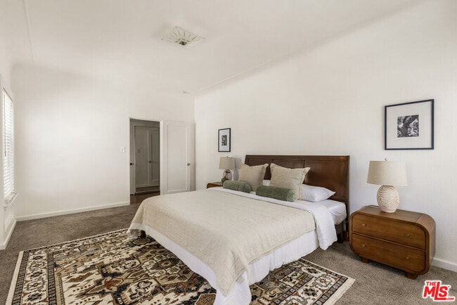 Building Photo - 1147 Westmoreland Ave